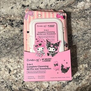 Crème Shop My Melody & Kuromi 3-in-1 Cleansing Towelettes